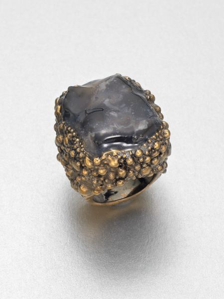 Yves Saint Laurent Shadow Broken Agate Ring in Black - Lyst