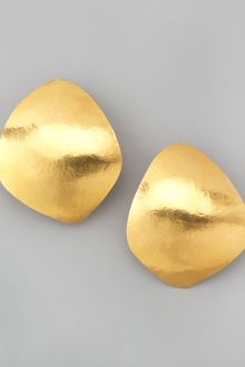 Herve Van Der Straeten Hammered Chips Clip Earrings - Lyst