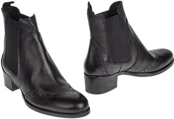 Julie Dee Ankle Boots - Lyst