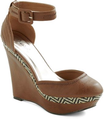 ModCloth Gift For Thrifting Wedge - Lyst