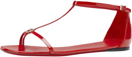 Gucci Dewi Patent Flat Sandal in Red - Lyst