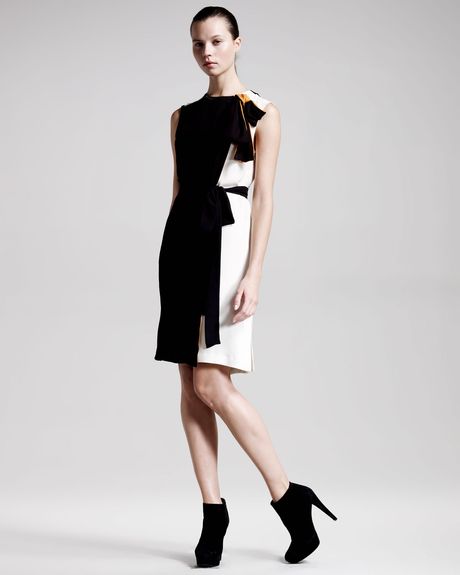 Vionnet Twotone Shift Dress in Black - Lyst