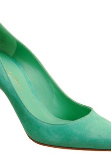 Gianvito Rossi Pointed Toe Pump - Lyst