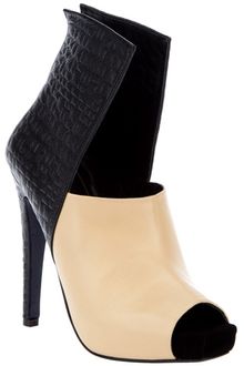 Aperlai Two-Tone Bootie - Lyst