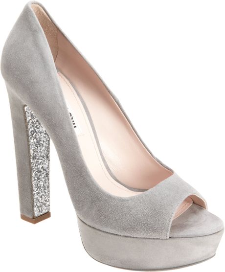 Miu Miu Glitter Embellished Peep Toe Pump in Gray (grey) - Lyst