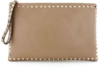 Valentino Tan Rockstud Oversized Clutch - Lyst