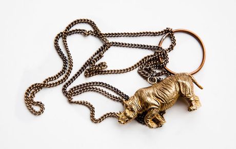 Cold Picnic Rhino Pendant in Gold (animal) - Lyst