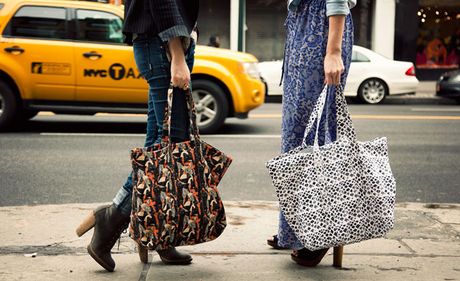 Lina Rennell Catch All Tote in Orange (black) - Lyst