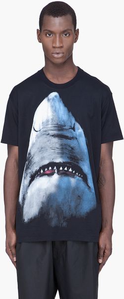 Givenchy Shark Print TShirt in Black for Men - Lyst