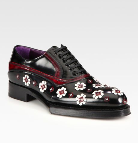 Prada Leather Flower Loafers in Black - Lyst
