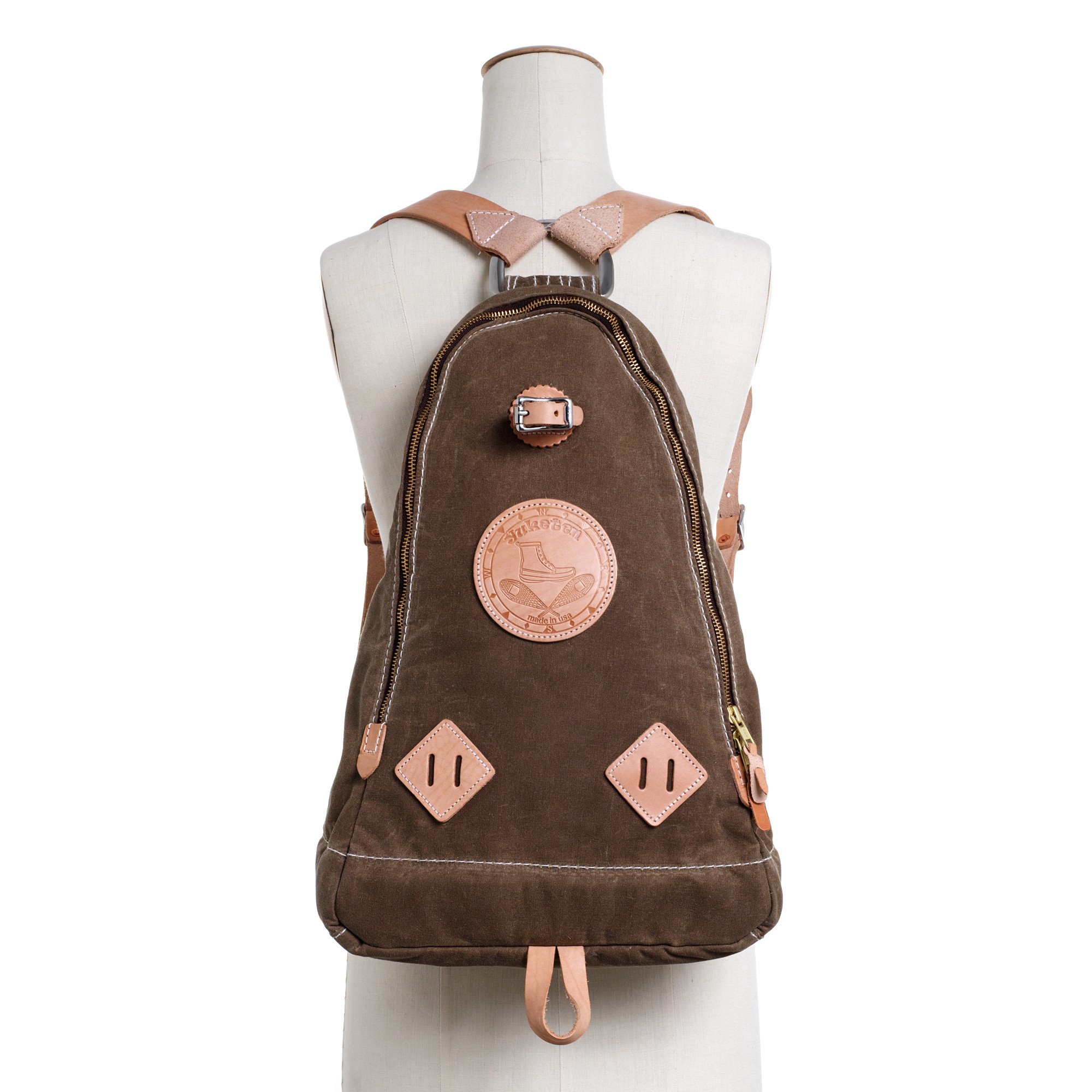 Madewell Small Yuketen Triangle Backpack in Brown (oil) Lyst