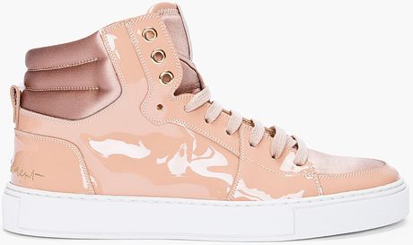 Yves Saint Laurent Nude Patent Malibu Sneakers in Beige (nude) - Lyst