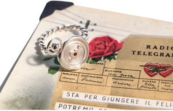 Jessica De Lotz Jewellery Silver Mini Hand Stamped Wax Seal Ring - Lyst