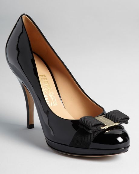 ferragamo tina pump