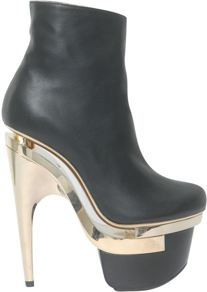 Versace Leather Ankle Boot With Plateau in Black - Lyst