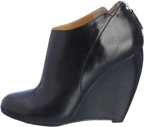 nine west black leather booties