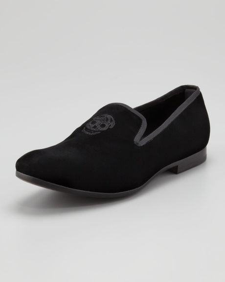 Alexander Mcqueen Embroidered Skull Velvet Loafer in Black for Men - Lyst
