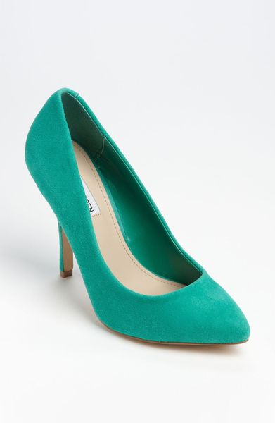 Steve Madden Intrude Pump in Green (green suede) | Lyst