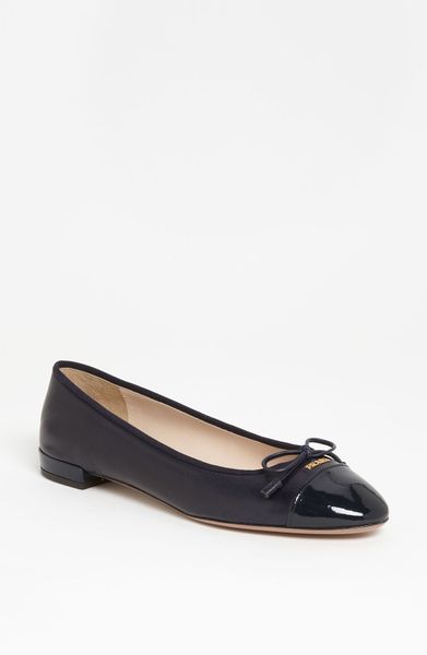 Prada Bow Ballerina Flat in Black (navy) - Lyst