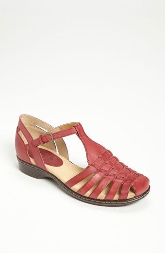 Softspots Higby Sandal - Lyst