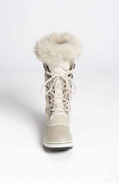 sorel tofino white