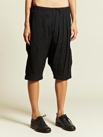 Individual Sentiments Individual Sentiments Womens Pleated Shorts - Lyst