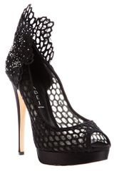 Casadei Honeycomb Detail Pump