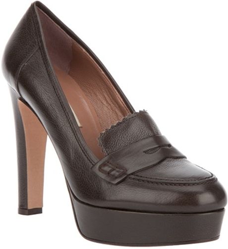 womens brown loafers with heel