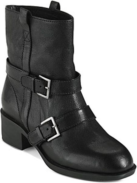 flat moto boots