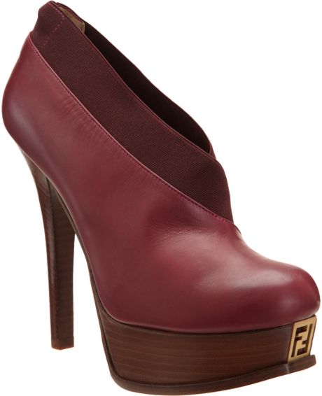 Fendi Elastic Collar Bootie in Purple (wine) - Lyst