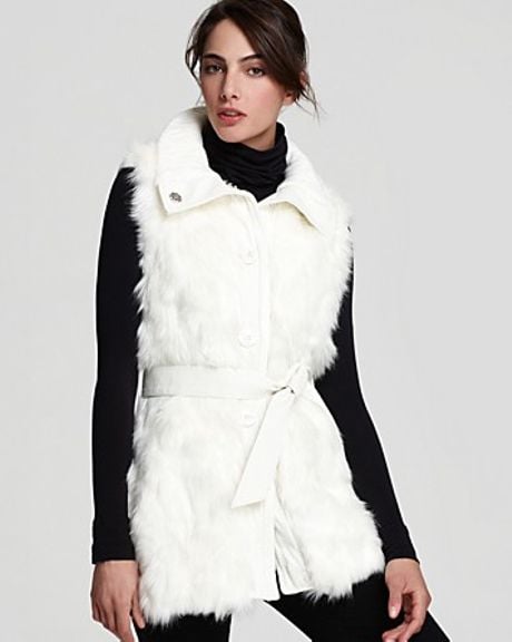 Via Spiga Faux Fur Vest in White (winter white) - Lyst