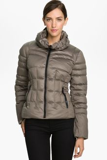 Bernardo Cinch Collar Down Jacket - Lyst