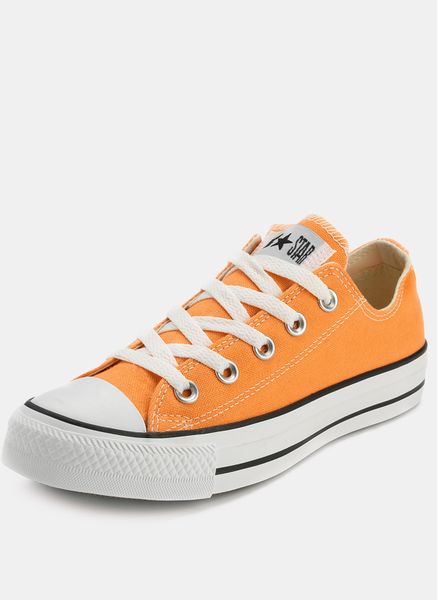 converse chuck taylor all star leather ox plimsolls