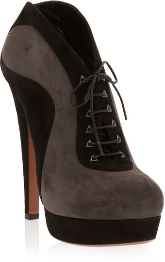 Alaïa Platform Lace Up Ankle Boot - Lyst