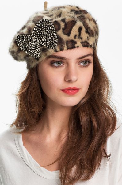 Betsey Johnson Leopard Print Bow Beret In Animal (camel) | Lyst