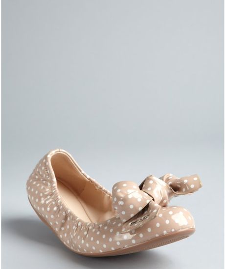 Prada Patent Leather Polka Dot Bow Detail Ballet Flats In Pink Powder