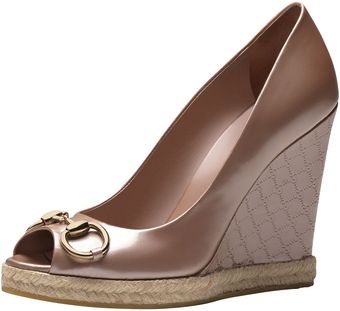 Gucci Metallic Patent Peeptoe Wedge - Lyst