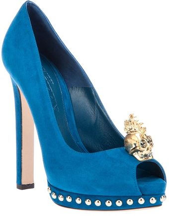 Alexander McQueen Skull Embellished Pump - Lyst