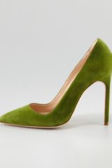 Manolo Blahnik Bb Pearly Patent Pump