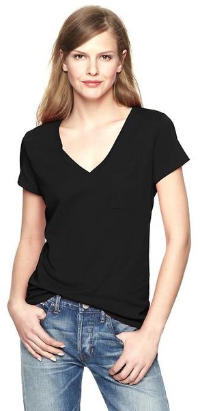 Gap Essential Vneck Pocket T - Lyst