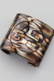 Tory Burch Matteo Tortoise Resin Logo Cuff - Lyst