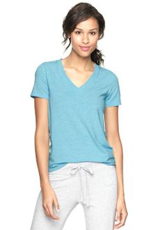 Gap Gapfit Breathe Vneck T - Lyst