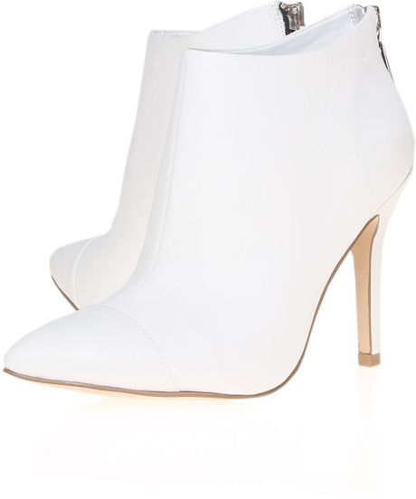 carvela-kurt-geiger-white-sabrina-product-2-5838381-791512108_large_flex.jpeg