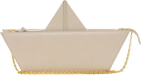 Moschino Cheap & Chic Leather Boat Trip Bag in Beige (cream) - Lyst