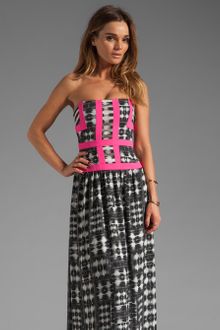 BCBGMAXAZRIA Strapless Print Maxi Dress - Lyst