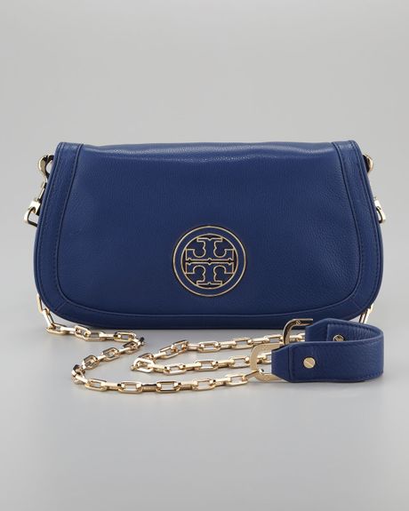 tory burch amanda logo clutch