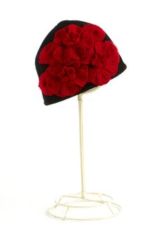 Helene Berman Floral Cap - Lyst