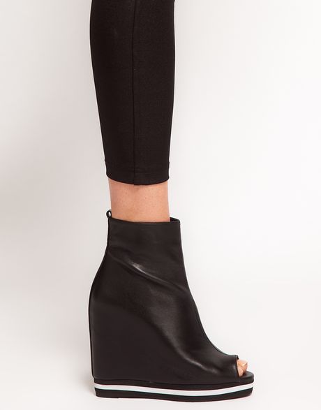 Asos Asos Athlete Wedge Ankle Boots in Black | Lyst