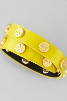 Tory Burch Logo Studded Patent Wrap Bracelet - Lyst