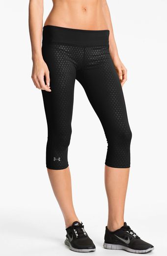 Under Armour Sonic Print Capris - Lyst